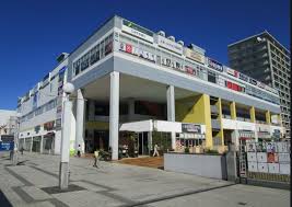 ショッピングセンター　フレスポ若葉台EAST（ショッピングセンター）まで152m