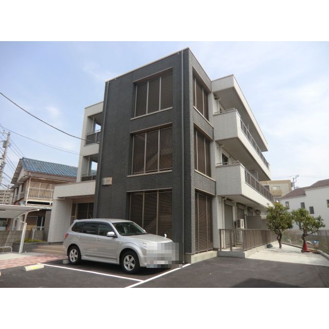 建物外観　積水ハウス施工のシャーメゾン