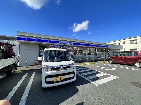 コンビニ　ローソン 日本トレクス店（コンビニ）まで669m