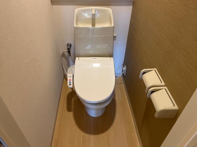 トイレ　シャワー付トイレ