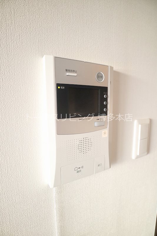 セキュリティ　フロアによりカラーが異なります。