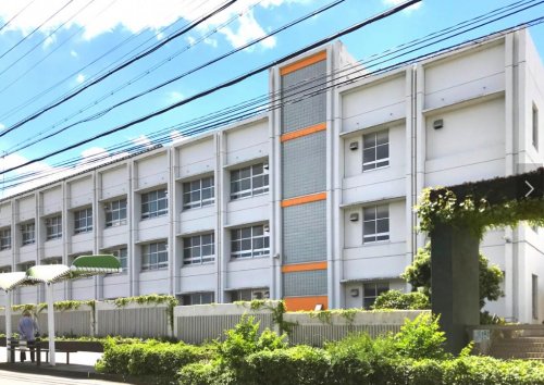中学校　千種台中学校（中学校）まで899m