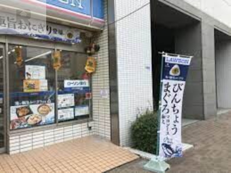 コンビニ　ローソンJR新福島駅前店（コンビニ）まで242m
