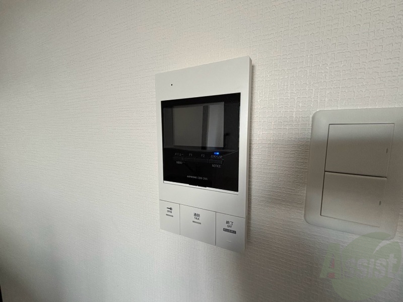 セキュリティ　インターホンです。オートロック付きで安心のマンションです。