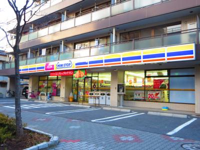 コンビニ　ミニストップ 篠崎町1丁目店（コンビニ）まで404m