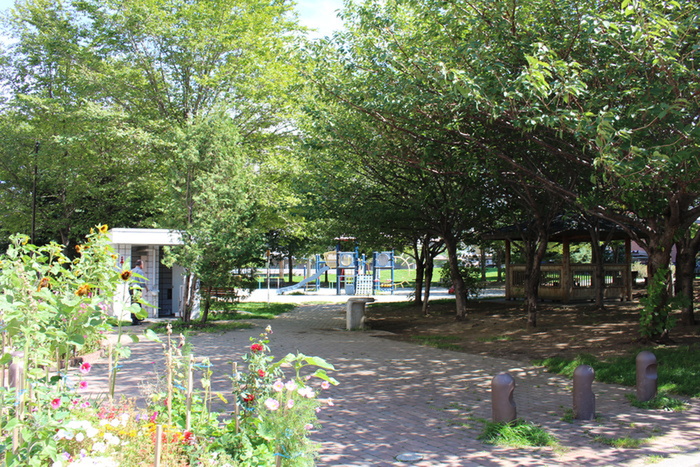 公園　南円山さくら公園（公園）まで150m