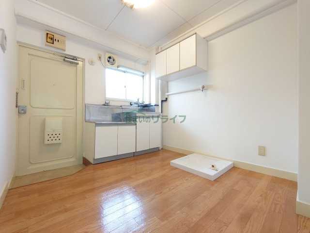 居室・リビング　コーポ奥田