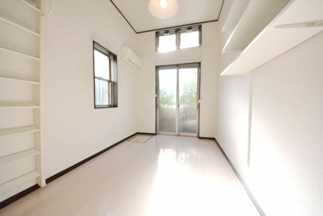 その他部屋・スペース　★明るい角部屋★