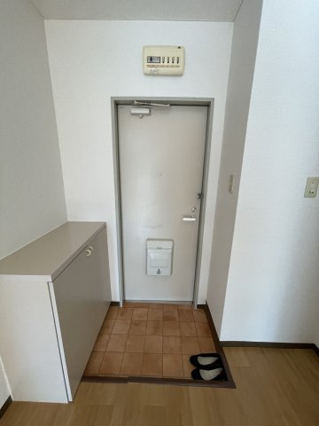 アクシス北青木の玄関写真