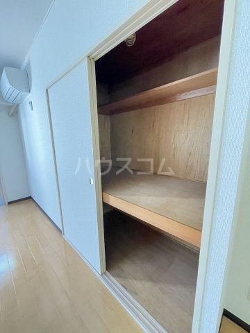 ブラザー安田の内装写真