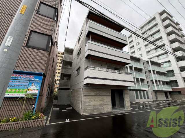 建物外観　札幌市北区北３６条西「ｓｏｌ　ｆｌｏｒ」