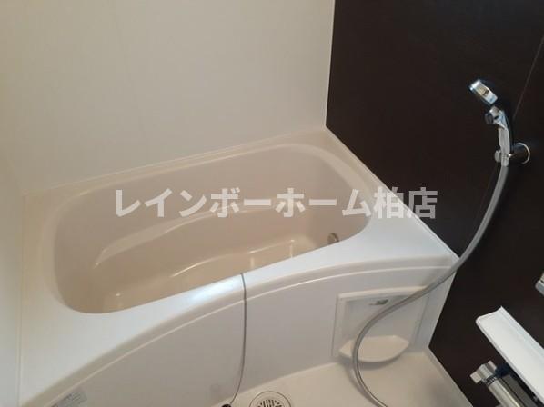バス・シャワールーム　きれいなお風呂です