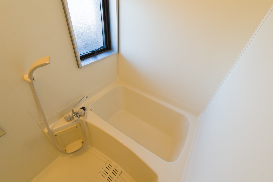 バス・シャワールーム　バスルーム