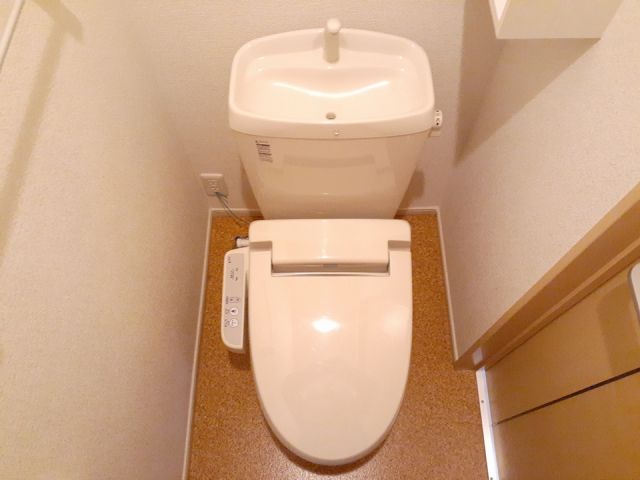 【日立市田尻町のアパートのトイレ】