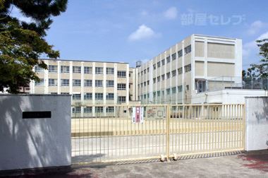 【楠元南館の小学校】