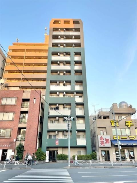 【豊島区巣鴨のマンションの建物外観】