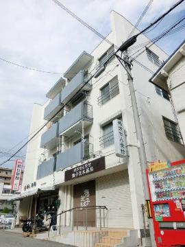オークヴィラ１号　建物外観　外観写真（昼）