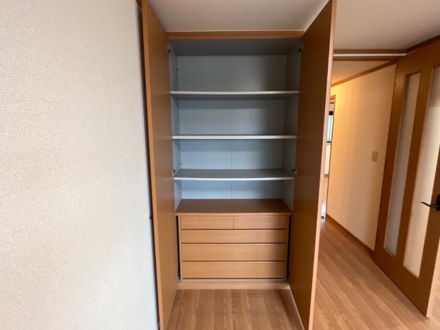 収納　LDKクローゼット