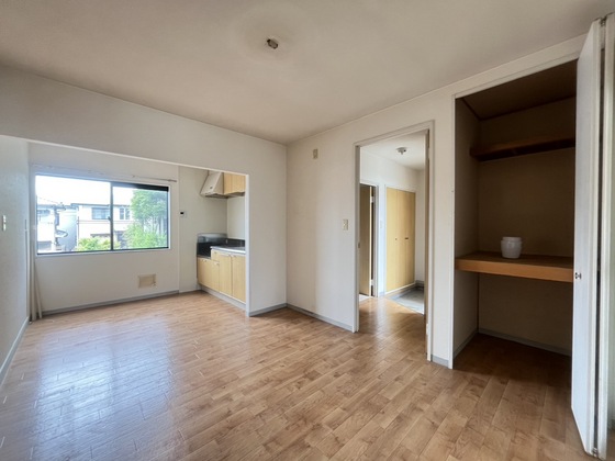 居室・リビング　※別部屋の写真です