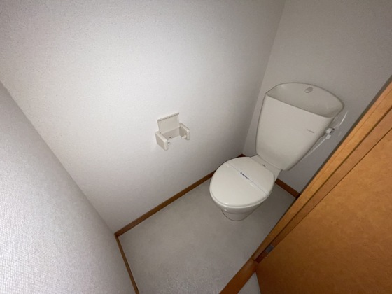 トイレ　※別部屋の写真です