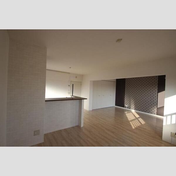 居室・リビング　※他部屋参照・現況優先