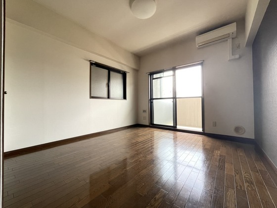 居室・リビング　※別部屋の写真です