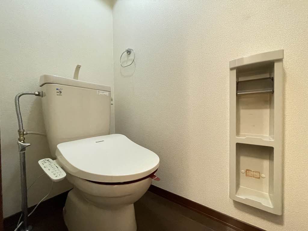 トイレ　トイレ