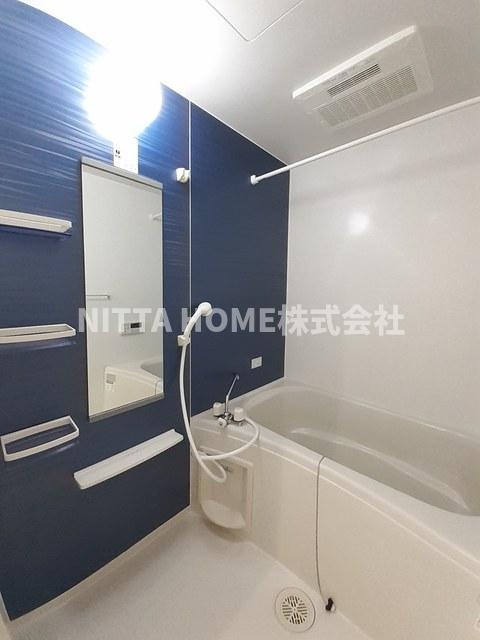 バス・シャワールーム　追い炊き機能・浴室乾燥機も設置済み(^^♪