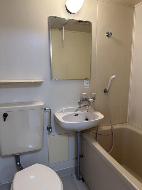 バス・シャワールーム　バス・トイレ同室