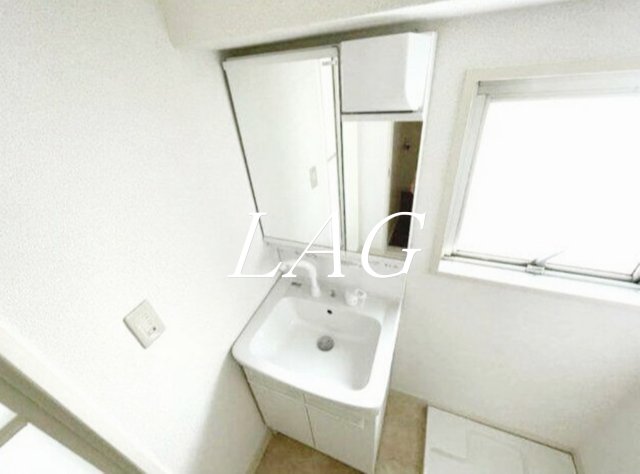 洗面設備　洗面台です。