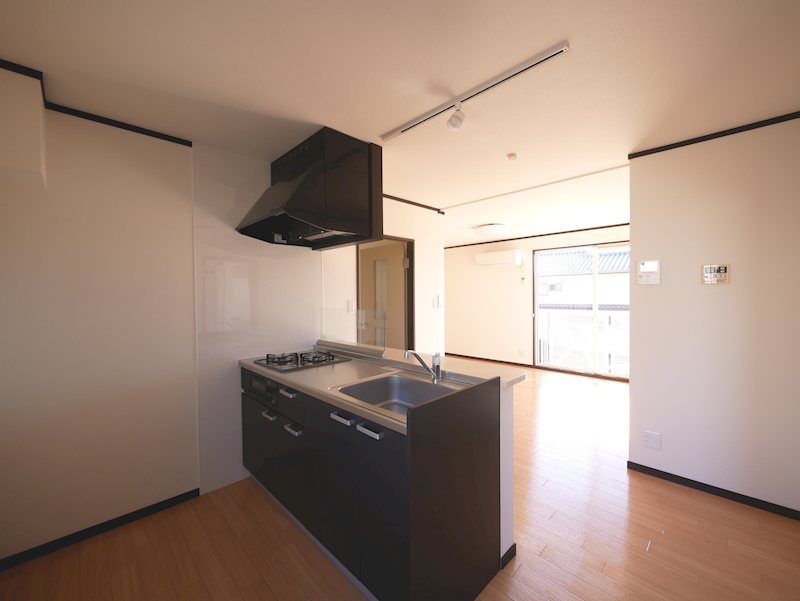 キッチン　カウンターキッチン（2口ガスコンロ・グリル付き）