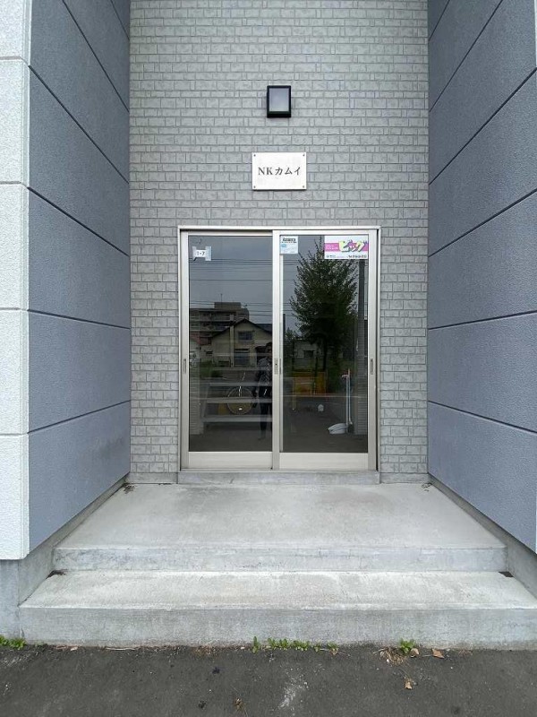 エントランス　エントランス