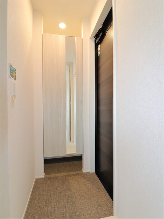 D-ROOM YTの玄関写真