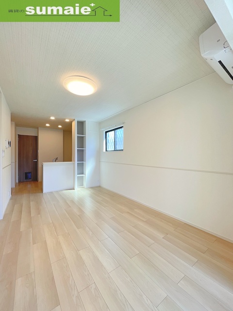 居室・リビング　同仕様写真