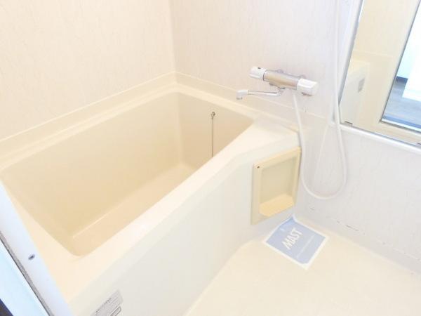 バス・シャワールーム　キレイな浴室です！