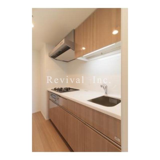 キッチン　3口ガスコンロでございます