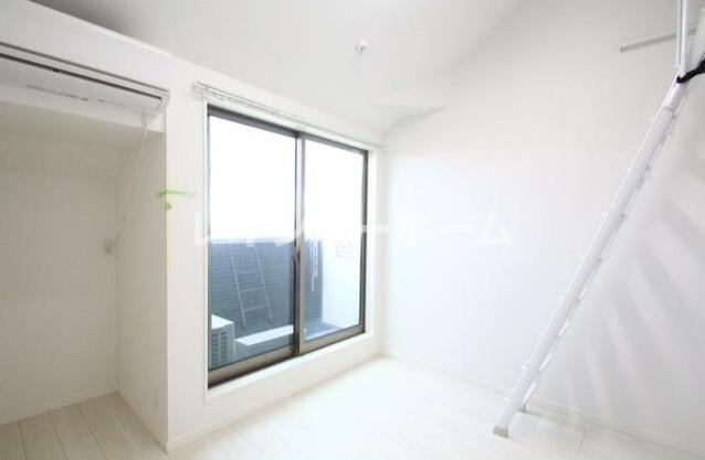 居室・リビング　※別部屋参考写真