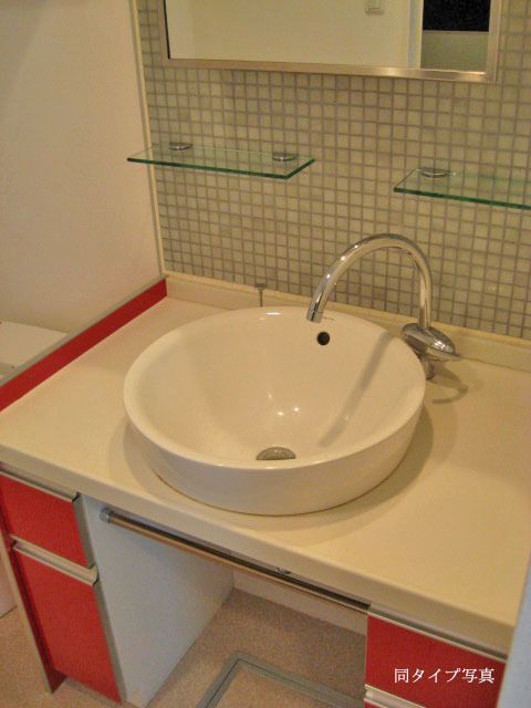洗面設備　※全て別号室のお写真。内装等参考にしてください。