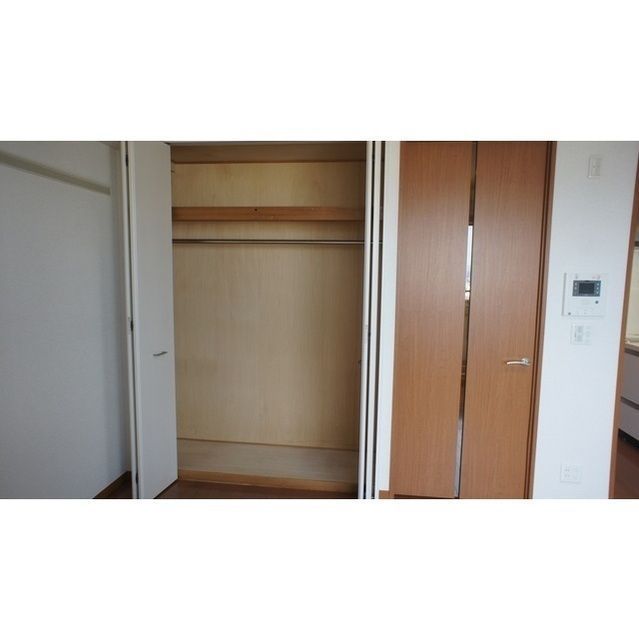 収納　※全て別号室のお写真。内装等参考にしてください。