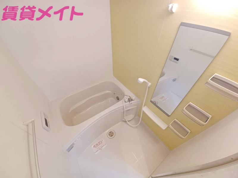 バス・シャワールーム　同型参考写真