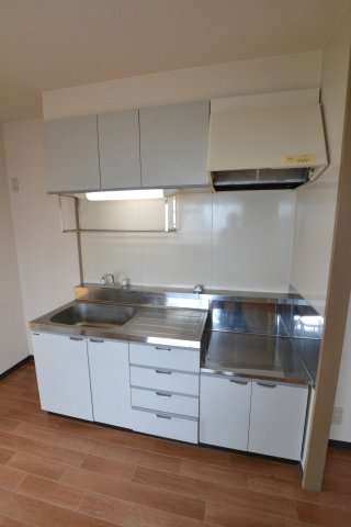 キッチン　同物件、類似間取りのイメージ写真です