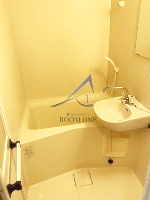 バス・シャワールーム　お風呂です。