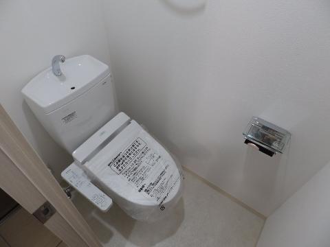 トイレ　シャワー付トイレ