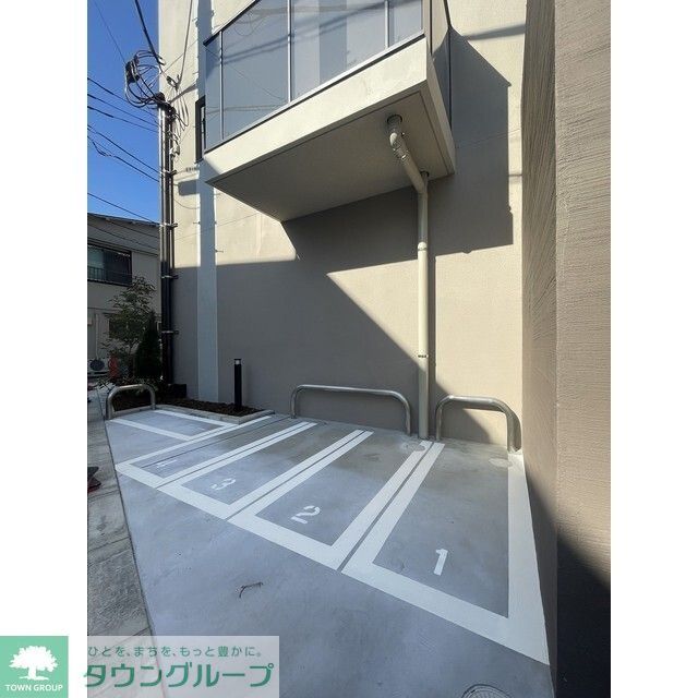 その他　バイク駐輪場