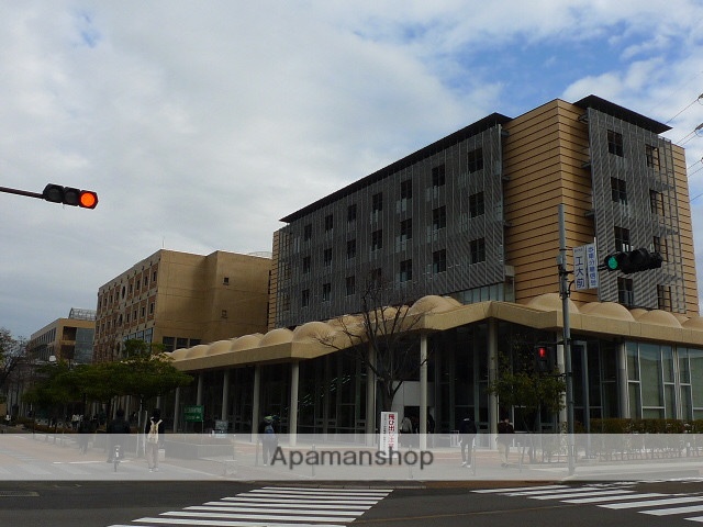大学・短大　金沢工業大学（大学・短大）まで2176m