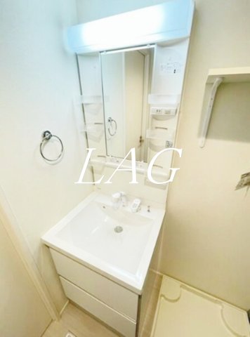 洗面設備　洗面台です。