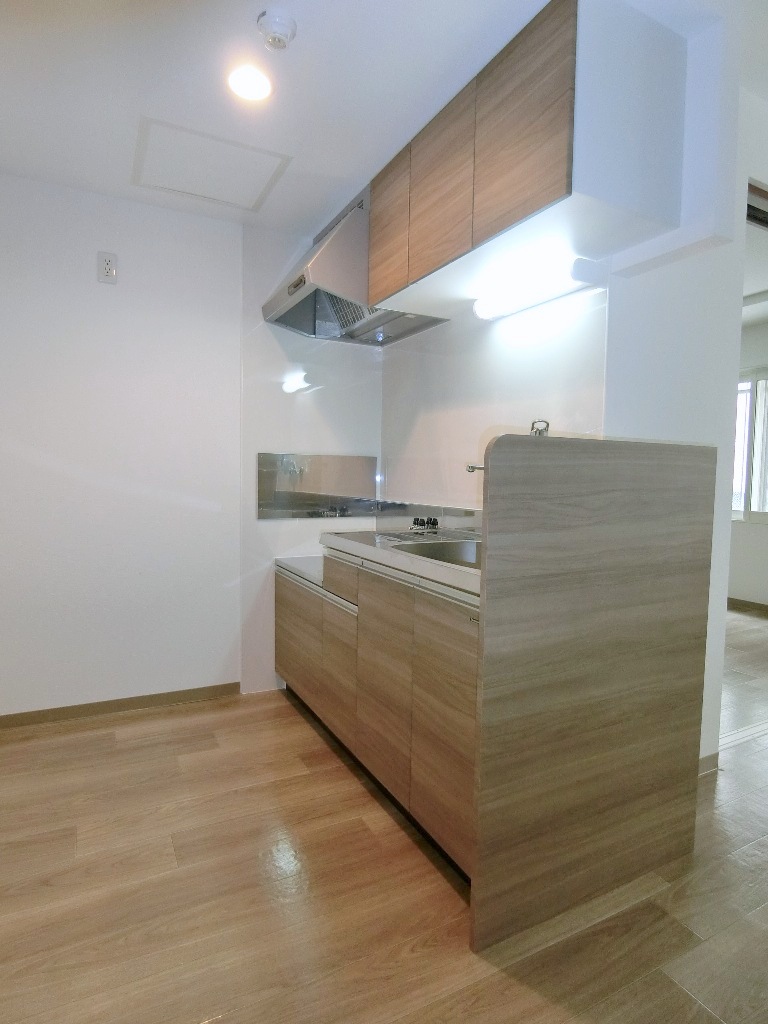 キッチン　女性に人気の独立キッチンタイプです！