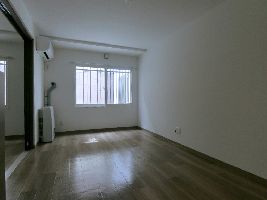 居室・リビング　☆10.7帖の広々としたリビングです！