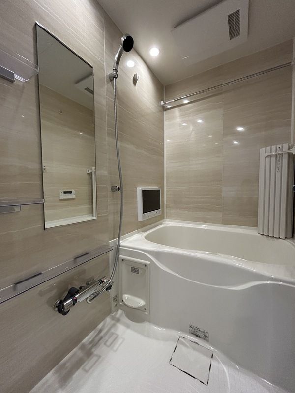 バス・シャワールーム