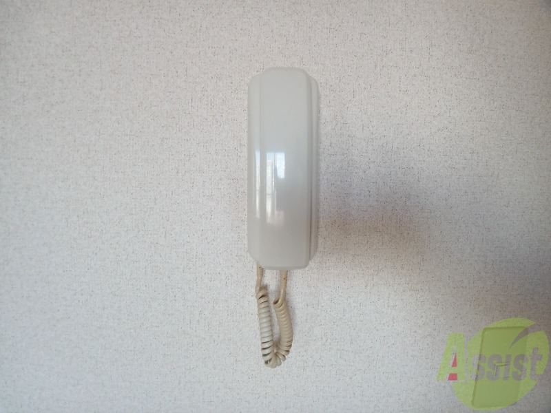 バルコニー　インターホンは通話ができるので急な訪問があっても安心です